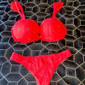 Victoria’s Secret Red Lace Set Dream Angels Push Up Bra Size 34DD Panties Size M